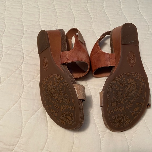 Women’s Wedge Sandals Size 7M - Picture 3 of 3